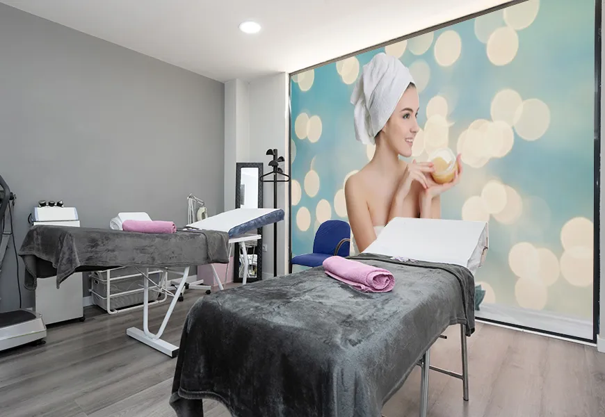 کاغذ دیواری کلینیک زیبایی طرح پرتره زن