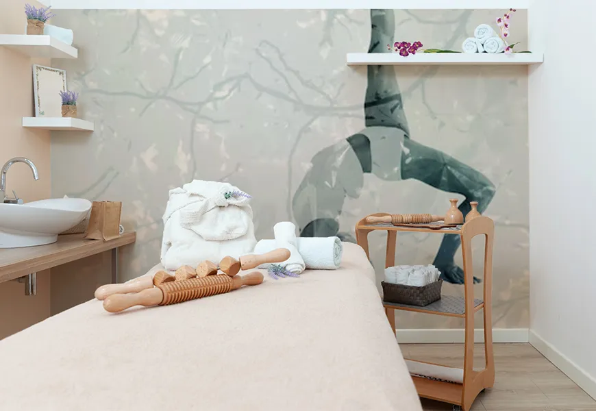 کاغذ دیواری فیزیوتراپی طرح زن ورزشکار