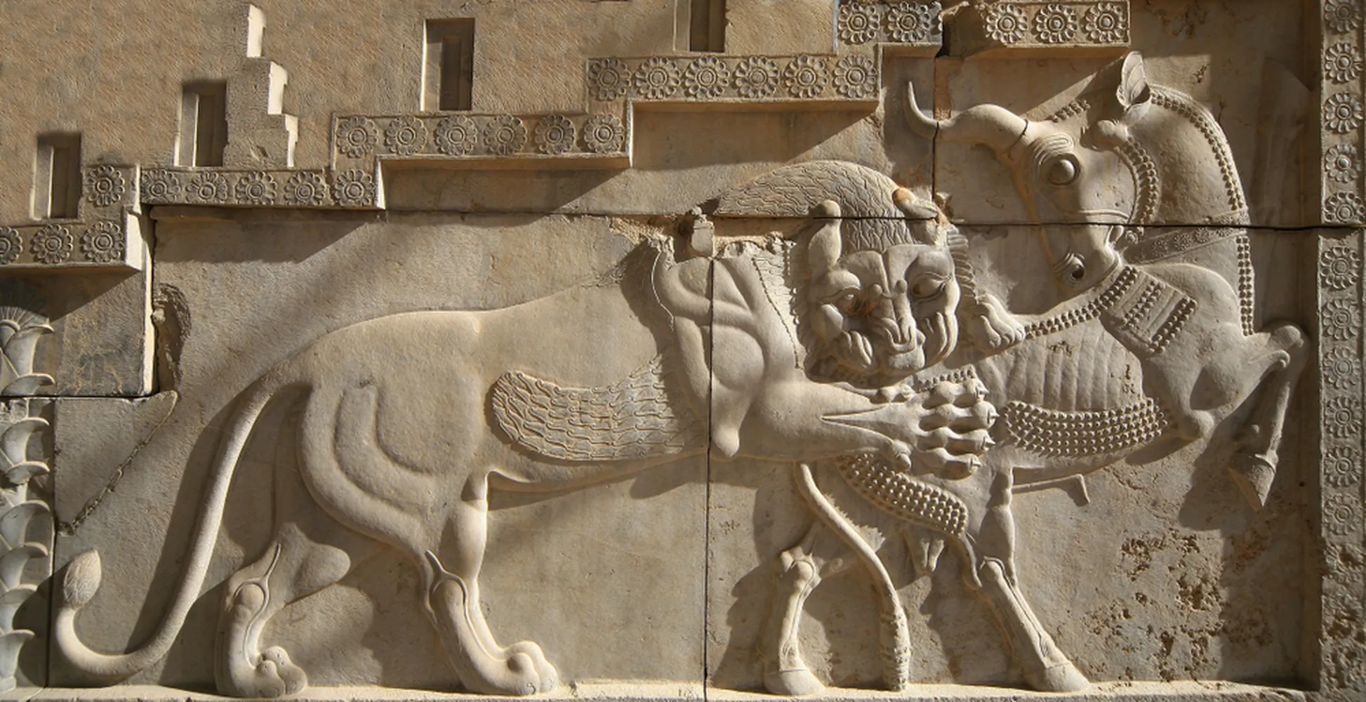 پوستر تخت جمشیدطرح نقش برجسته روی دیوار ویران شده شهر