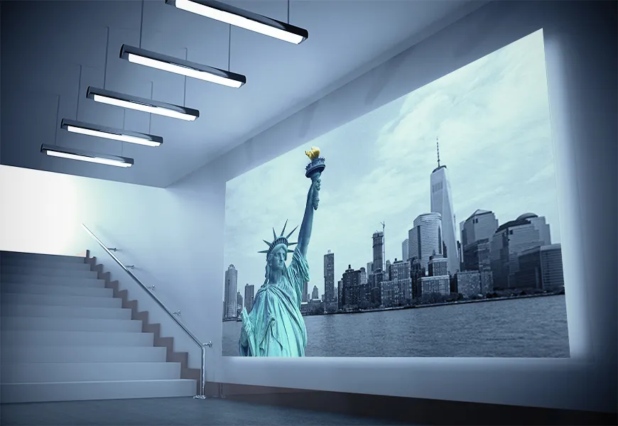 پوستر سه بعدی طرح مجسمه آزادی مقابل منتهن